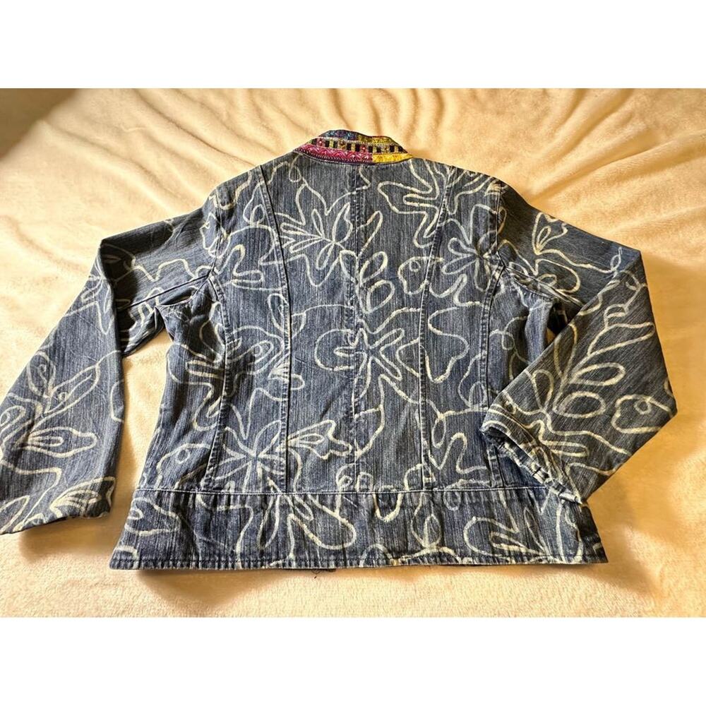 Vintage Chicos Denim Jacket Floral Boho Art Unique Southwestern Size 1‎ Boho y2k - Picture 6 of 8